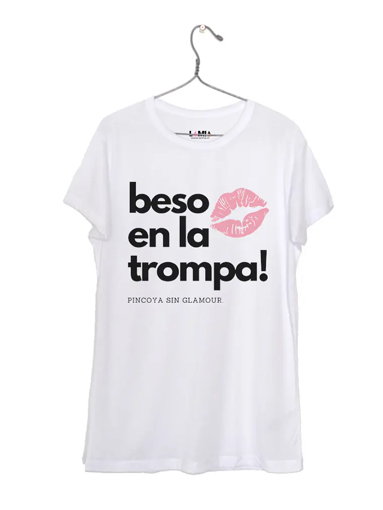 Beso en la trompa - Jennifer Pincoya sin Glamour #3 1