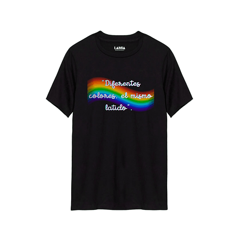 Polera Diferentes colores, el mismo latido - dia del amor - lgbtq+ Línea Premium #2