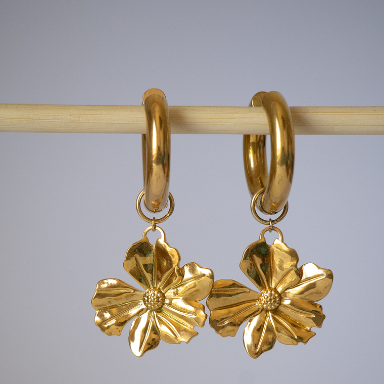 Charms Flor Pétalos Gold 3