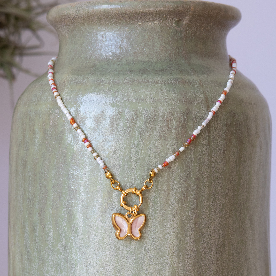 Collar | Mostacilla Mariposa Pink 2