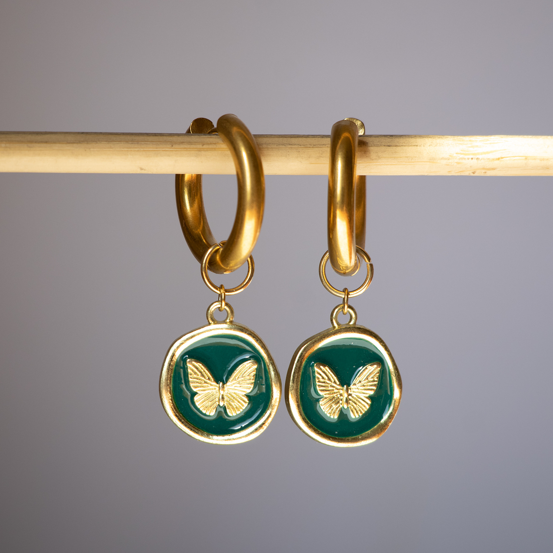 Charms Mariposa Petroleo 3