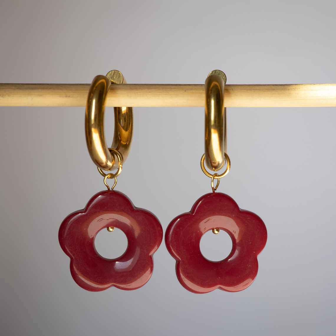 Charms Flores Resina Guinda 2