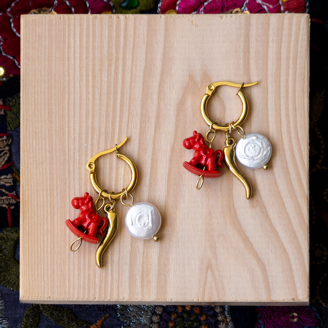 Aros Caballo Carrusel Gold 3