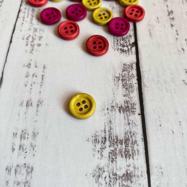 Botón de madera colores