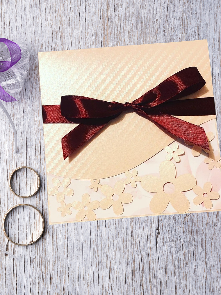 INVITACIÓN TROQUELADA MARGARITA 1