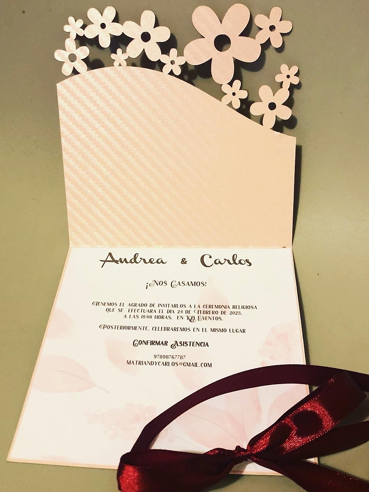 INVITACIÓN TROQUELADA MARGARITA 2