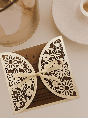 INVITACIÓN TROQUELADA MARY