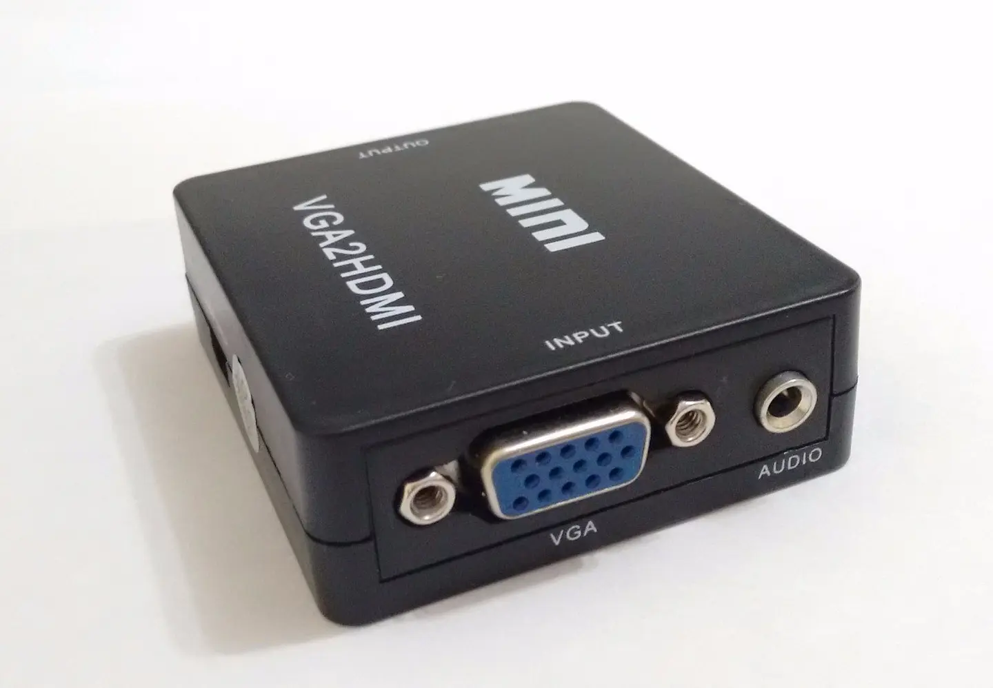 Adaptador VGA + Audio a HDMI  1