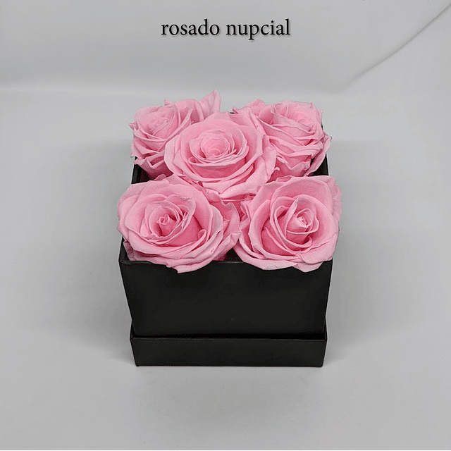 Detalles que encantan - Caja 5 rosas