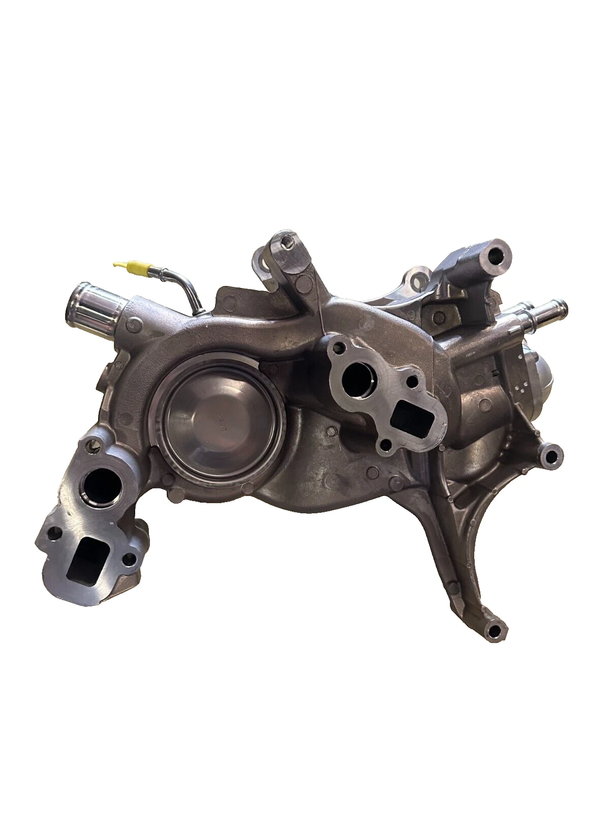 Bomba de Agua Chevrolet Silverado / Tahoe / Suburban (2019-2023) 2