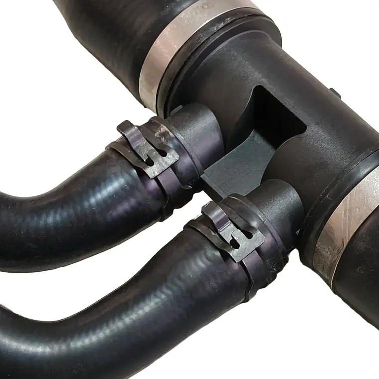 Manguera Superior Radiador Ford F150 5.0 V8 Coyote 2015-2026 4