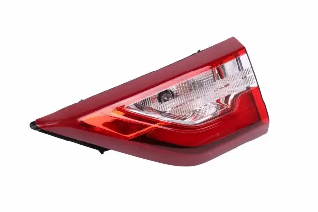 Foco Trasera Interior LED Izquierda Derecha Chevrolet Traverse 1