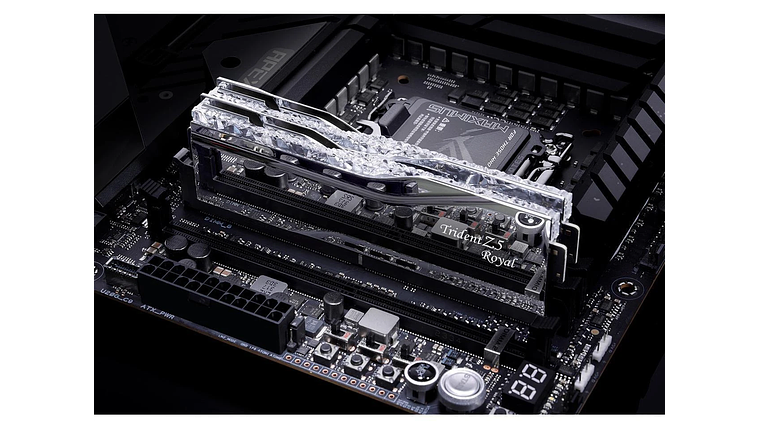 G.SKILL Trident Z5 Royal Series - 32GB (2x16GB) DDR5 6400 3