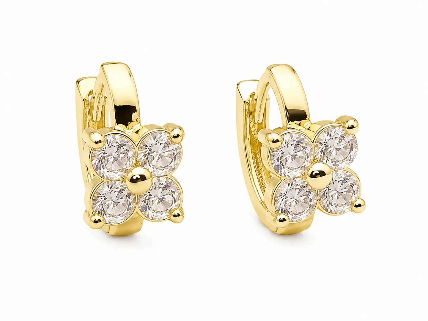 Aros Flor blanca 1
