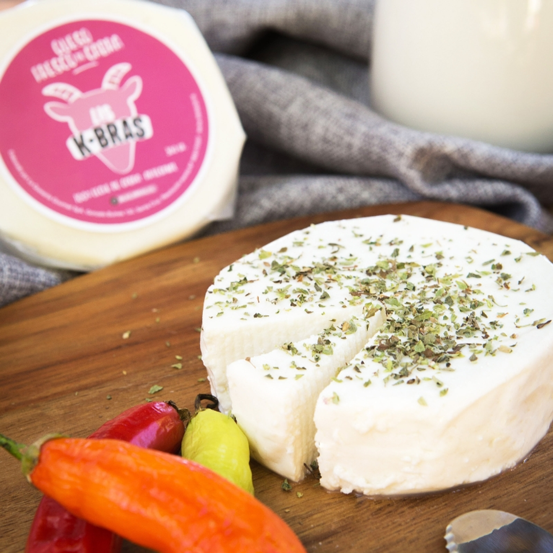 Queso Fresco  de Cabra Orégano & Oliva 300grs 3