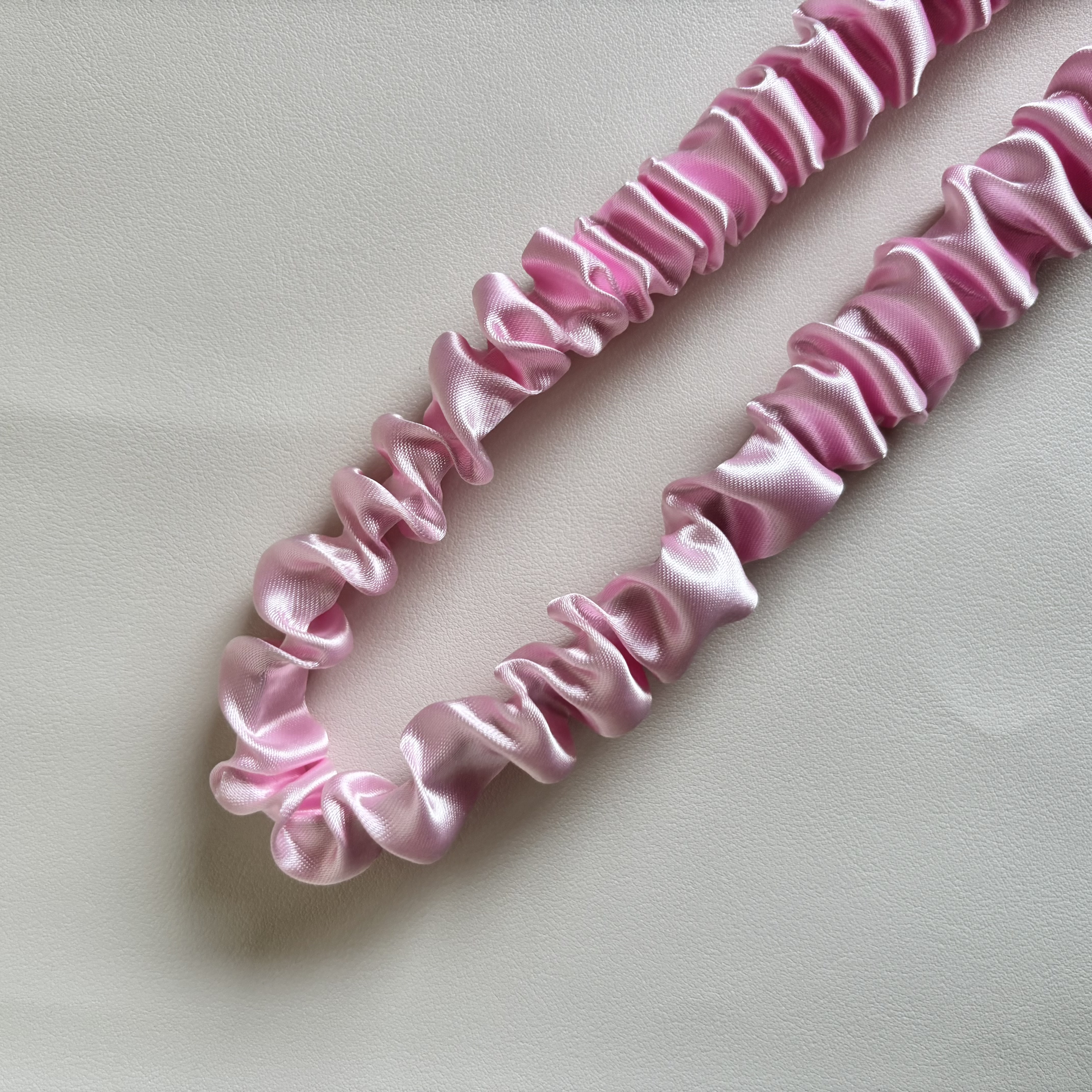 Cintillo scrunchie 2