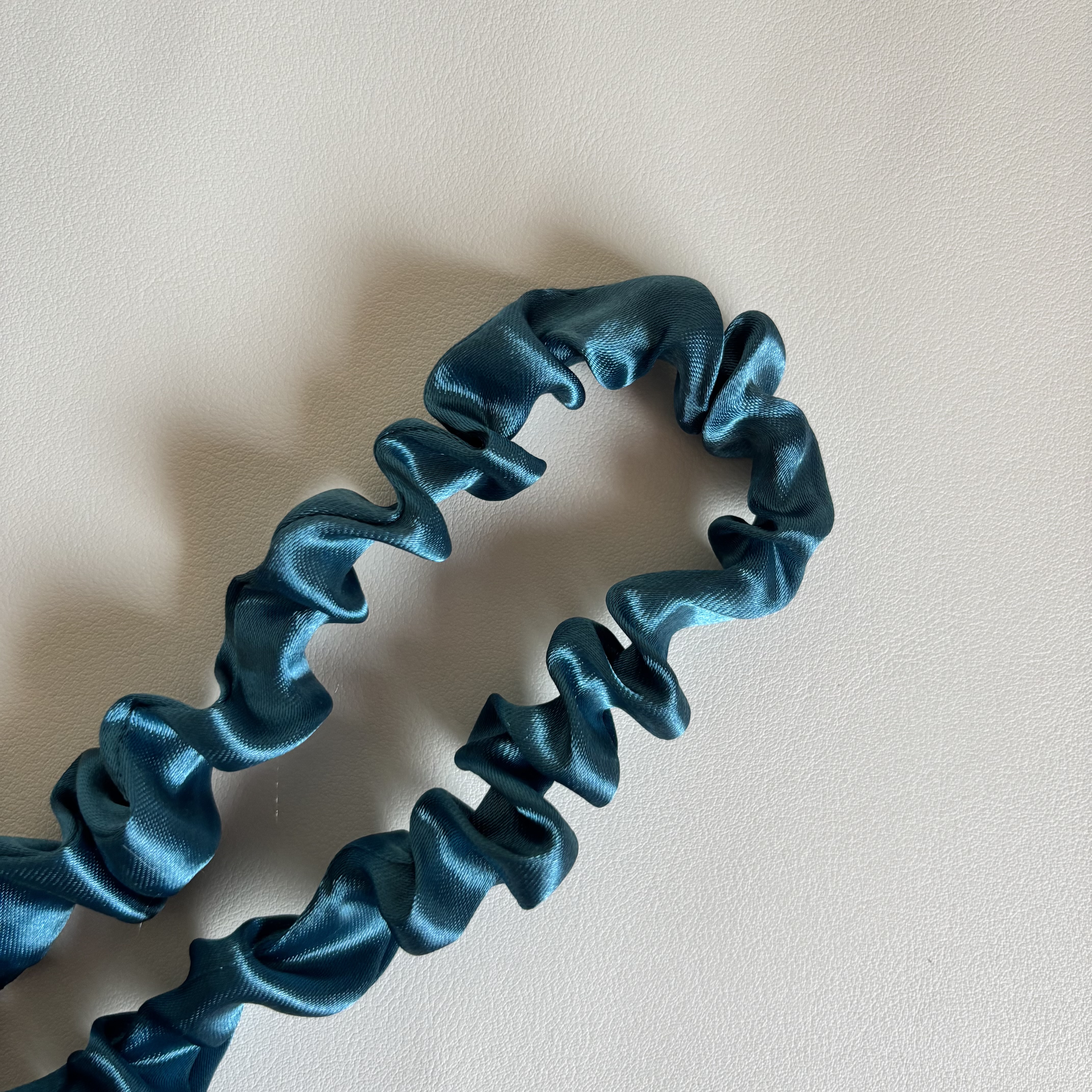 Cintillo scrunchie 6