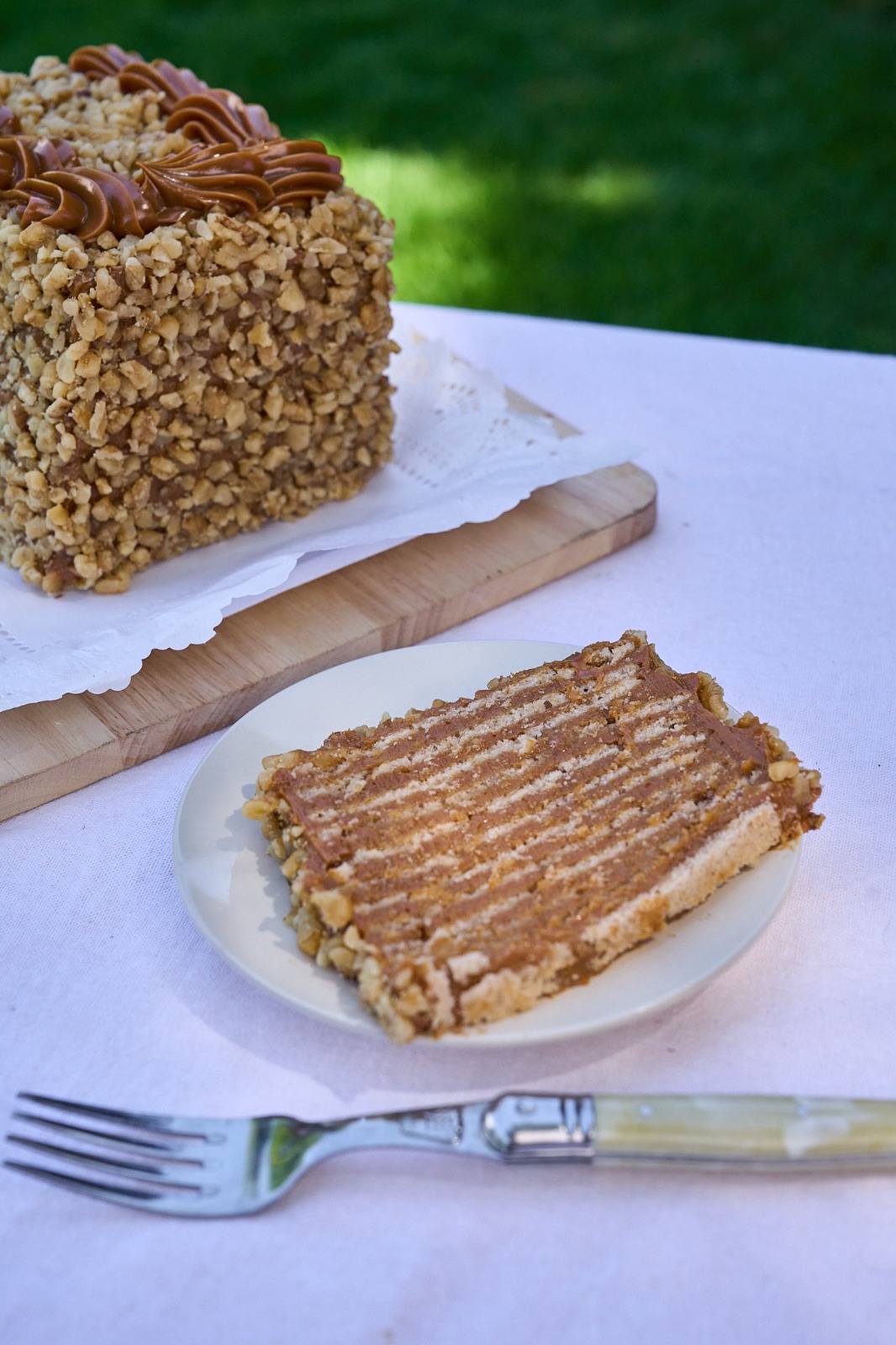 Torta Panqueque de Manjar y Nuez