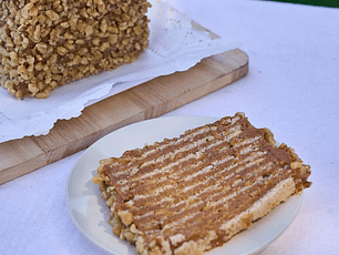 Torta Panqueque de Manjar y Nuez