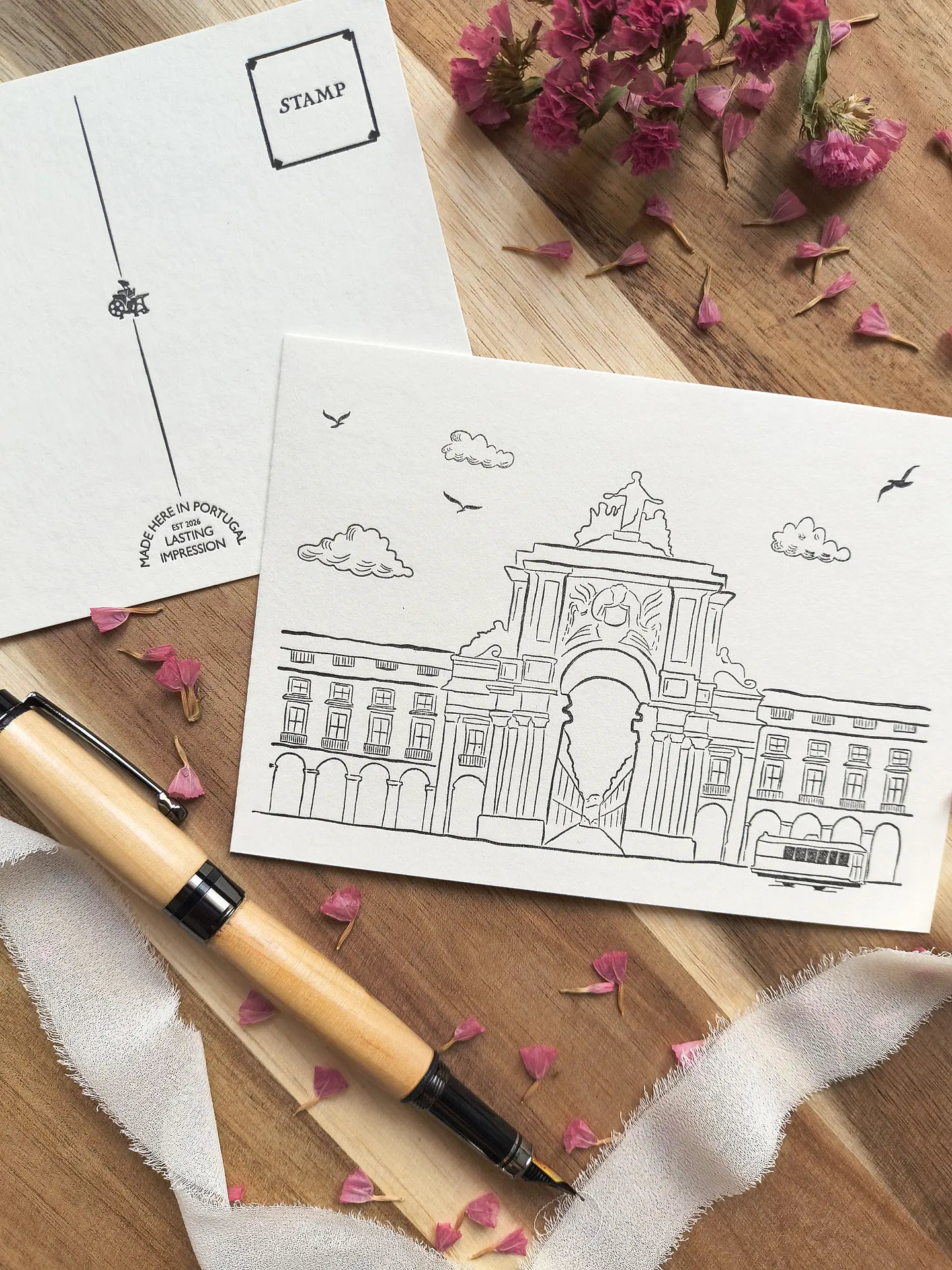 Arco da Rua Augusta Postcard 1