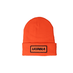 Gorro Lana Naranjo Parche Naranja letras Negras 