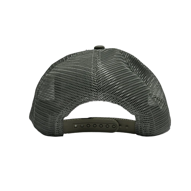 Gorro Malla Verde Logo Triangulo 