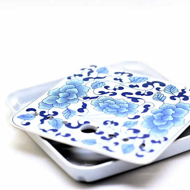 Bandeja de porcelana Flores azules con receptáculo de agua