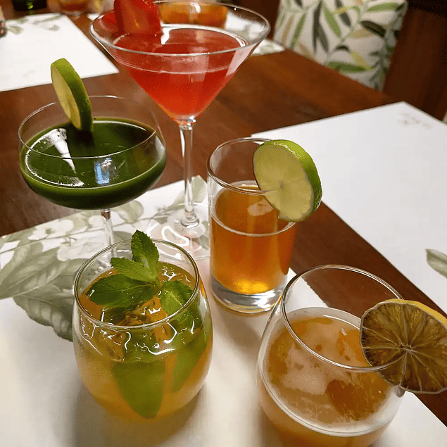 Preparación y Servicio de Cocktails en base a Té e Infusiones