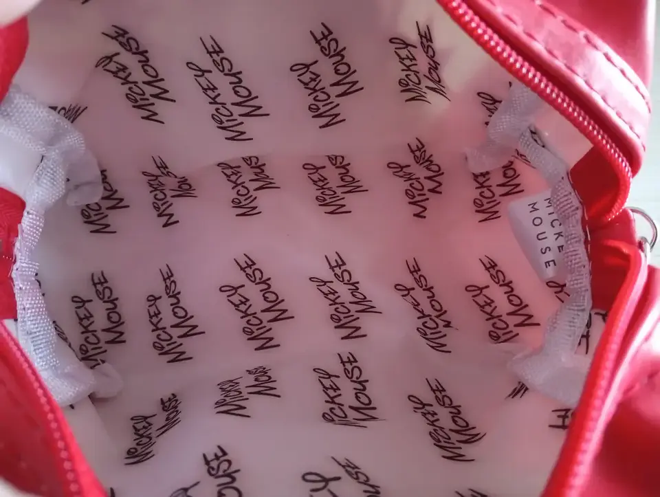 estuche cosmetiquero mickey  2
