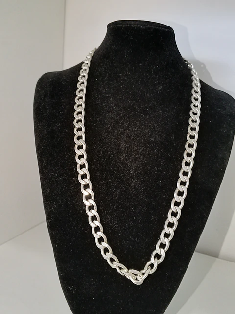 Cadena de plata 