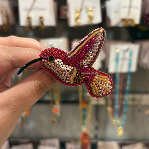 Prendedor Colibri en mostacilla