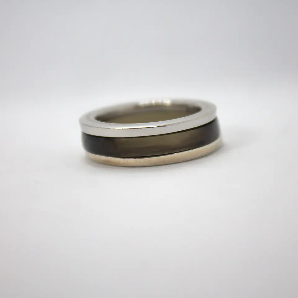 Saturno (argollas de plata y acrilico) 2