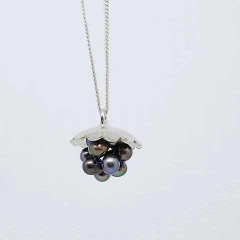 Uvitas (collar en plata)