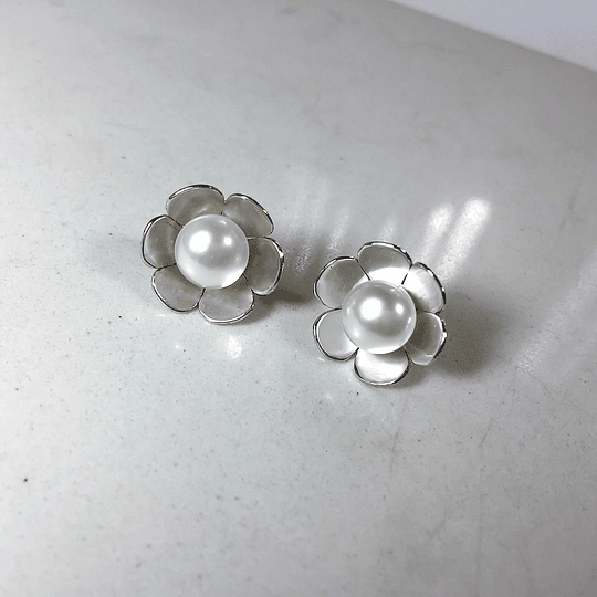 Flor Perla (aretes)