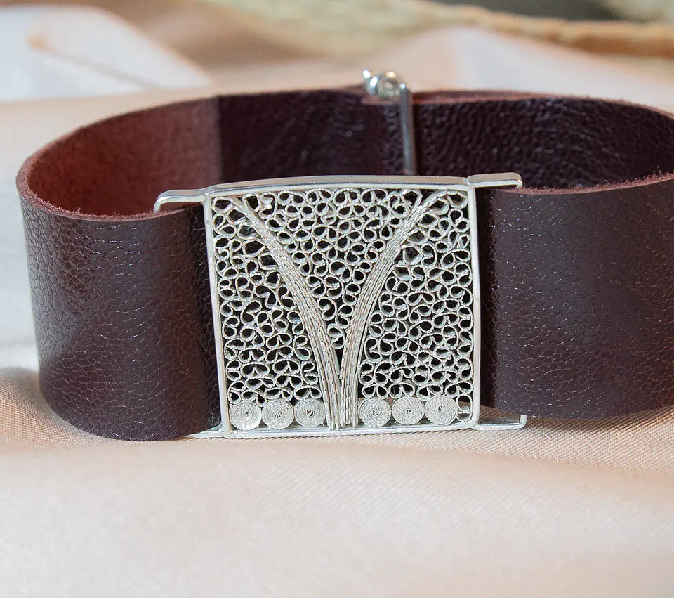 Cuero y Filigrana (pulsera) 1