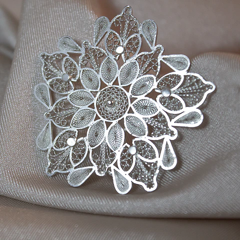 Mandala (dije en filigrana)