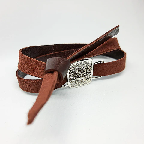 Cuero dos en uno (pulsera o Choker)