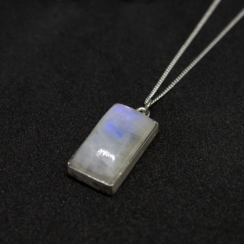 Piedra Luna (collar) 1