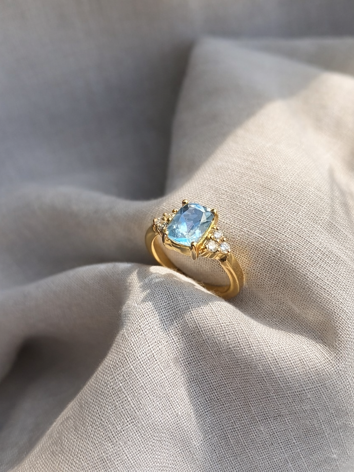 Anillo Oro y Topacio 1