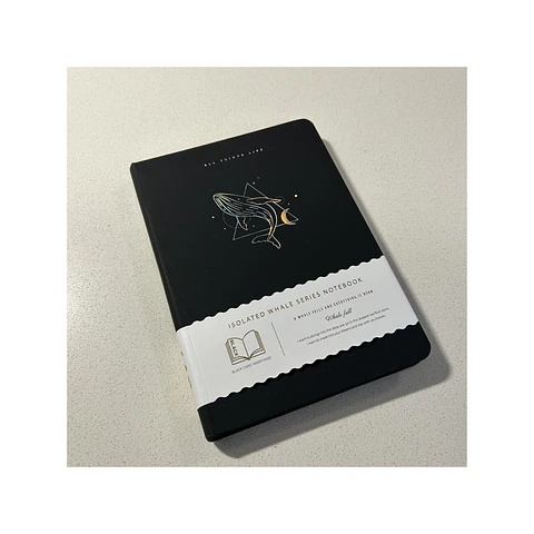 Cuaderno de hojas negras Whale Series. Para marcadores metalizados.