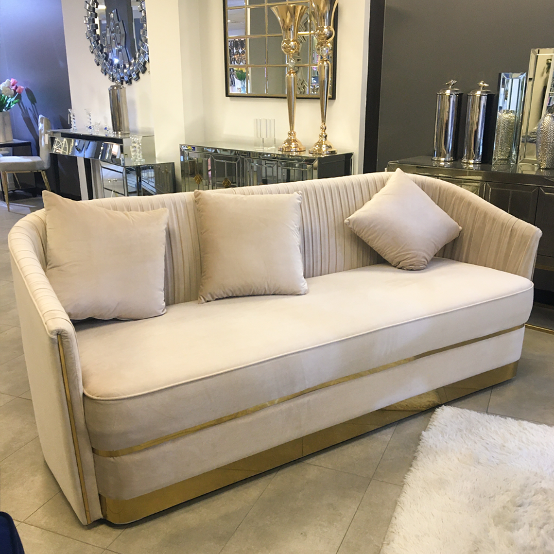 Sofá Valerie Velvet Beige  1