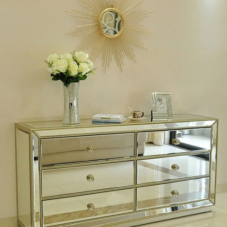 Cómoda Grand Bruselas 1