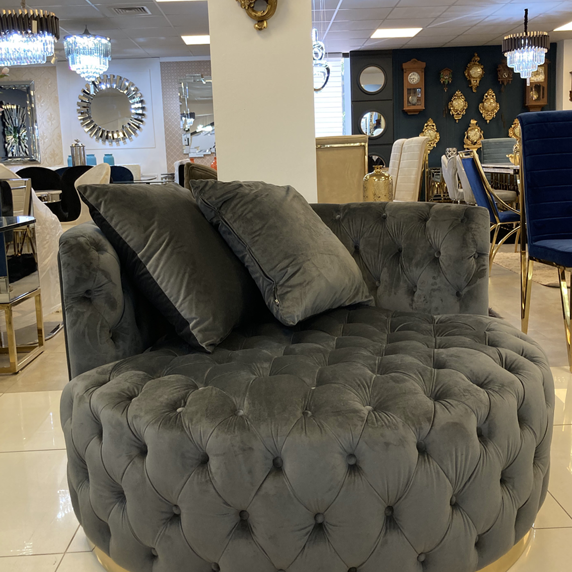 Sofá Otoman Versalles Gris humo 1