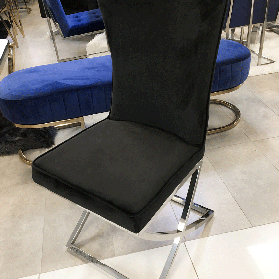 Silla Gabrielle Velvet Negro. 4