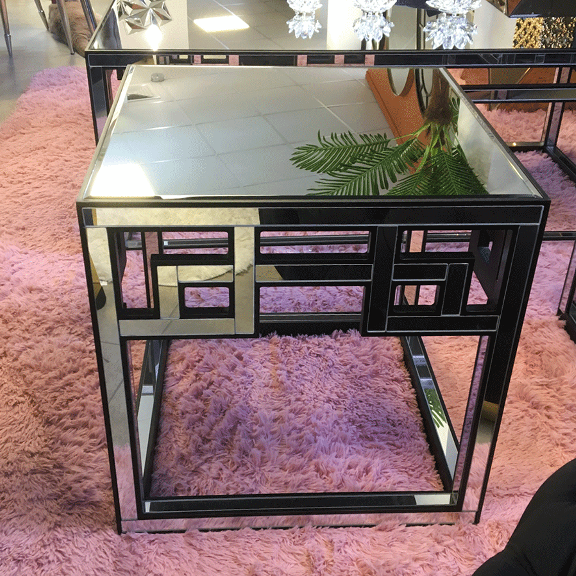 Mesa Lateral Mei Ling Color Negro-Espejo 2