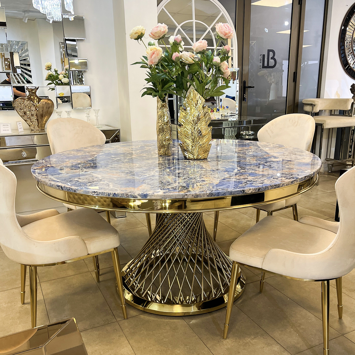 Mesa de Comedor Antonella Gold 1