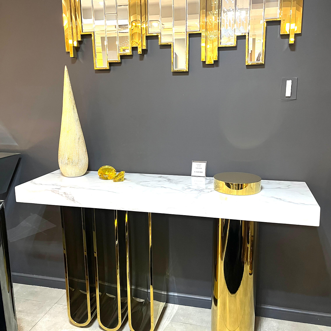 Arrimo Trípoli Mármol Blanco 3