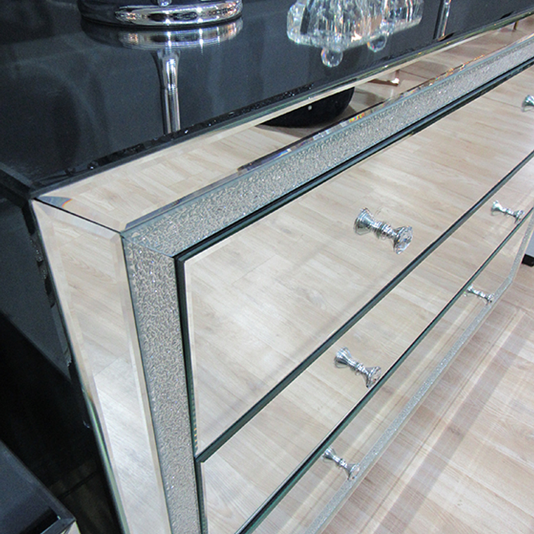 Cómoda Little Paris 2