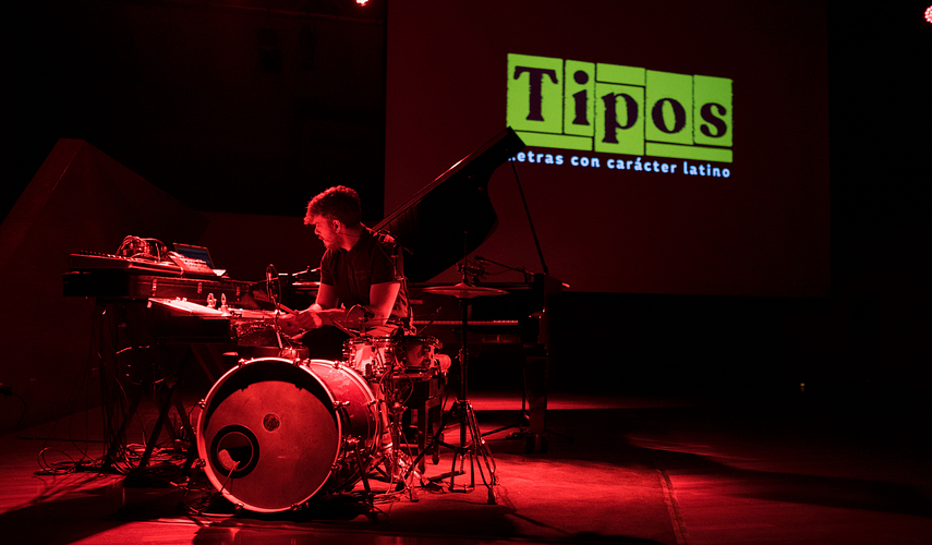 Escucha el soundtrack de TIPOS, compuesto por José Tomás Molina