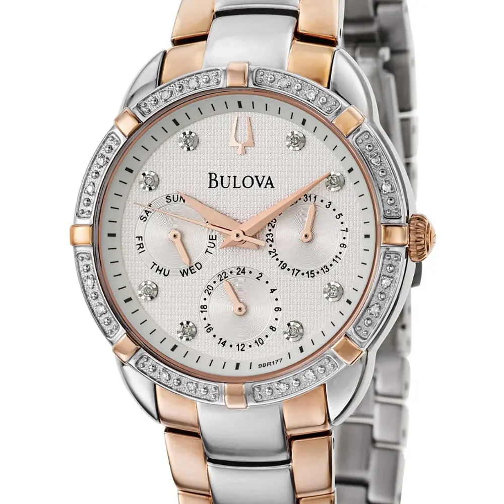 Reloj cronógrafo de pulsera marca Bulova, modelo 98R177 en dos tonos